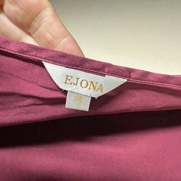 Ejona Tiwa Silk Sleeveless Reversible Top Womens Size M Layering Shirt Luxury - Picture 4 of 7